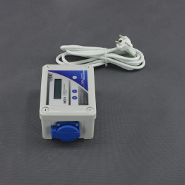 MCS1 - časový spínač 230 V, 3000 W, digitální, na plochu