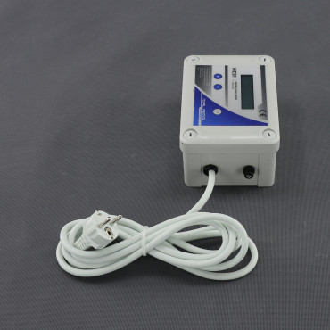 MCS1 - časový spínač 230 V, 3000 W, digitální, na plochu