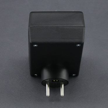 AF300 - odrušovací filtr pro audiotechniku 230 V, 150-300 W