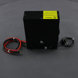 ZZ40 - záložní zdroj 230 V, 300 W pro aku 12 V, AVR, na plochu a stěnu