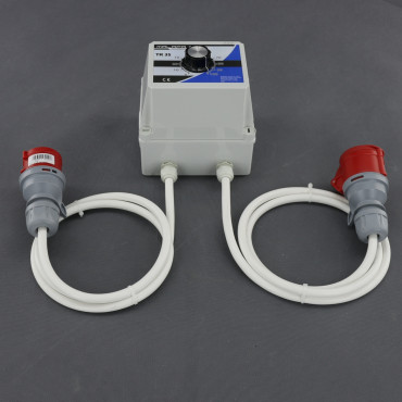 TR35 - regulátor napětí 3f, 3000 W, triakový, na plochu