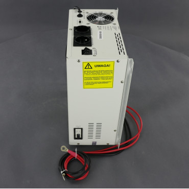 ZZ58 - záložní zdroj 230 V, 1050 W pro aku 12 V plus solar, AVR