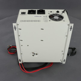 ZZ58 - záložní zdroj 230 V, 1050 W pro aku 12 V plus solar, AVR