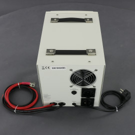 ZZ28 - záložní zdroj 230 V, 1250 W pro aku 12 V, AVR, na plochu