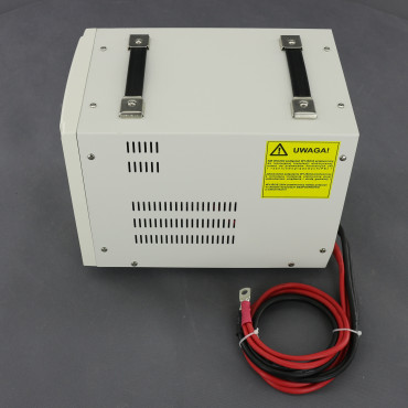 ZZ28 - záložní zdroj 230 V, 1250 W pro aku 12 V, AVR, na plochu