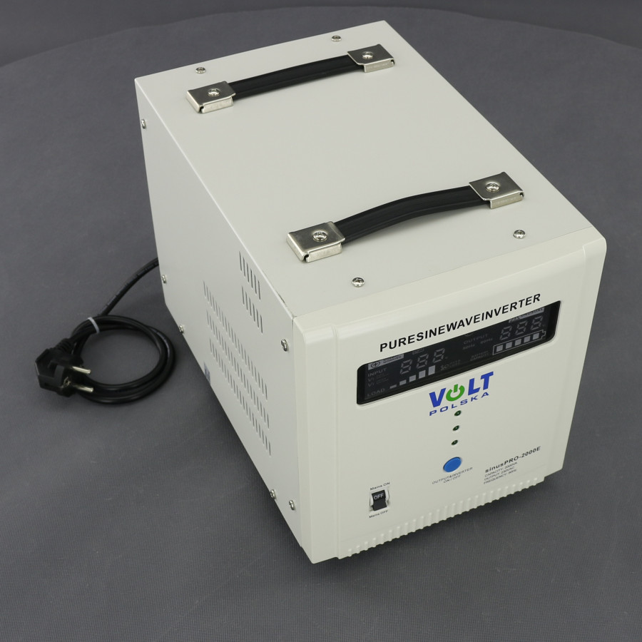 ZZ28 - záložní zdroj 230 V, 1250 W pro aku 12 V, AVR, na plochu