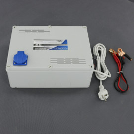 ZZ92 - záložní zdroj 230 V, 600 W pro aku 12 V, na plochu