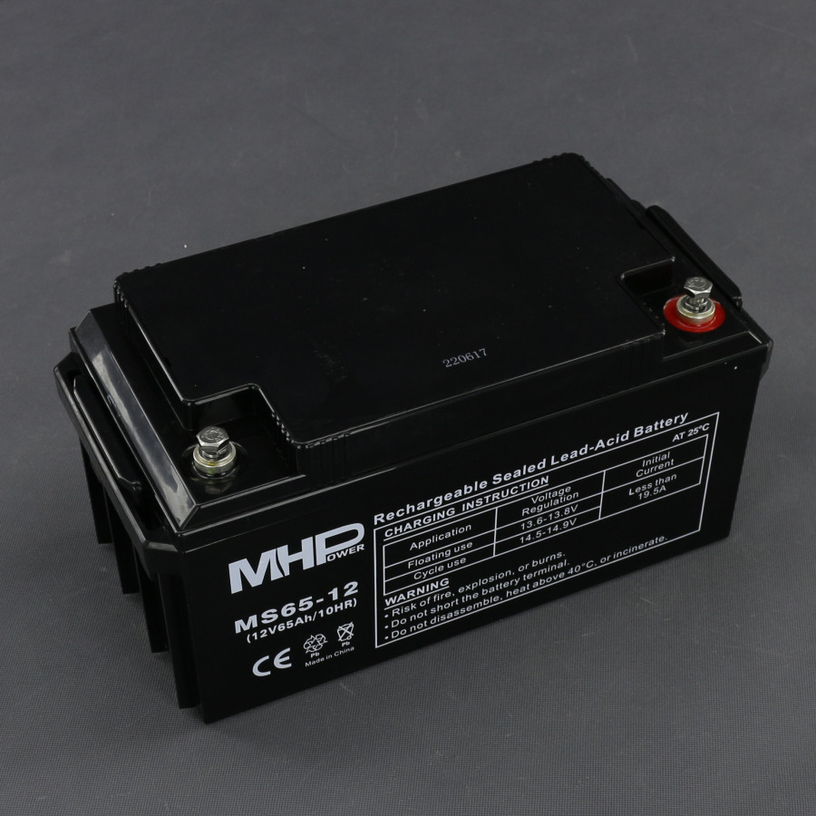 AK150 - akumulátor AGM 12 V, 65 Ah, bezúdržbový, M8
