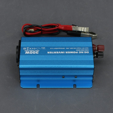 SI302 - měnič napětí 12 V na 230 V, 300 W čistý sinus a USB