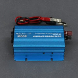 SI302 - měnič napětí 12 V na 230 V, 300 W čistý sinus a USB