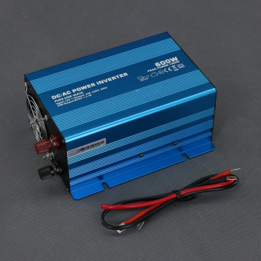 SI306 - měnič napětí 12 V na 230 V, 600 W čistý sinus a USB
