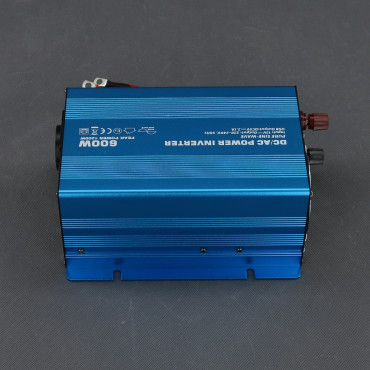 SI306 - měnič napětí 12 V na 230 V, 600 W čistý sinus a USB