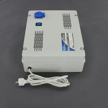 ZZ07 - záložní zdroj 230 V, 300 W s aku 12 V, na plochu