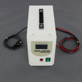 ZZ97 - záložní zdroj 230 V, 640 W pro aku 12 V, AVR, na plochu
