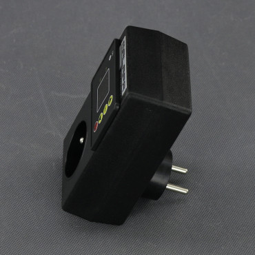 MCS5 - časový spínač 230 V, 2300 W, digitální, do zásuvky