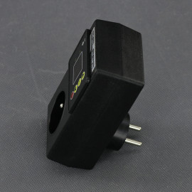 MCS5 - časový spínač 230 V, 2300 W, digitální, do zásuvky