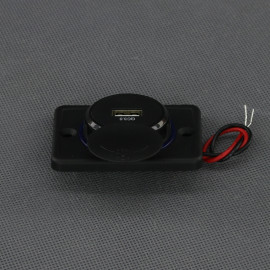 SI123 - USB-A QC3.0 nabíječka 3 A, IP65, na plochu