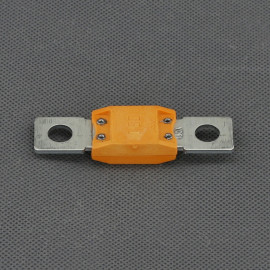 SI634-pojistka-plocha-megaval-150-a-roztec-50-8-mm-oranzova-predni-pohled