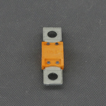 SI634-pojistka-plocha-megaval-150-a-roztec-50-8-mm-oranzova-prava-strana