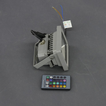RGB02-230-v-10-w-barevny-rgb-reflektor-leva-strana