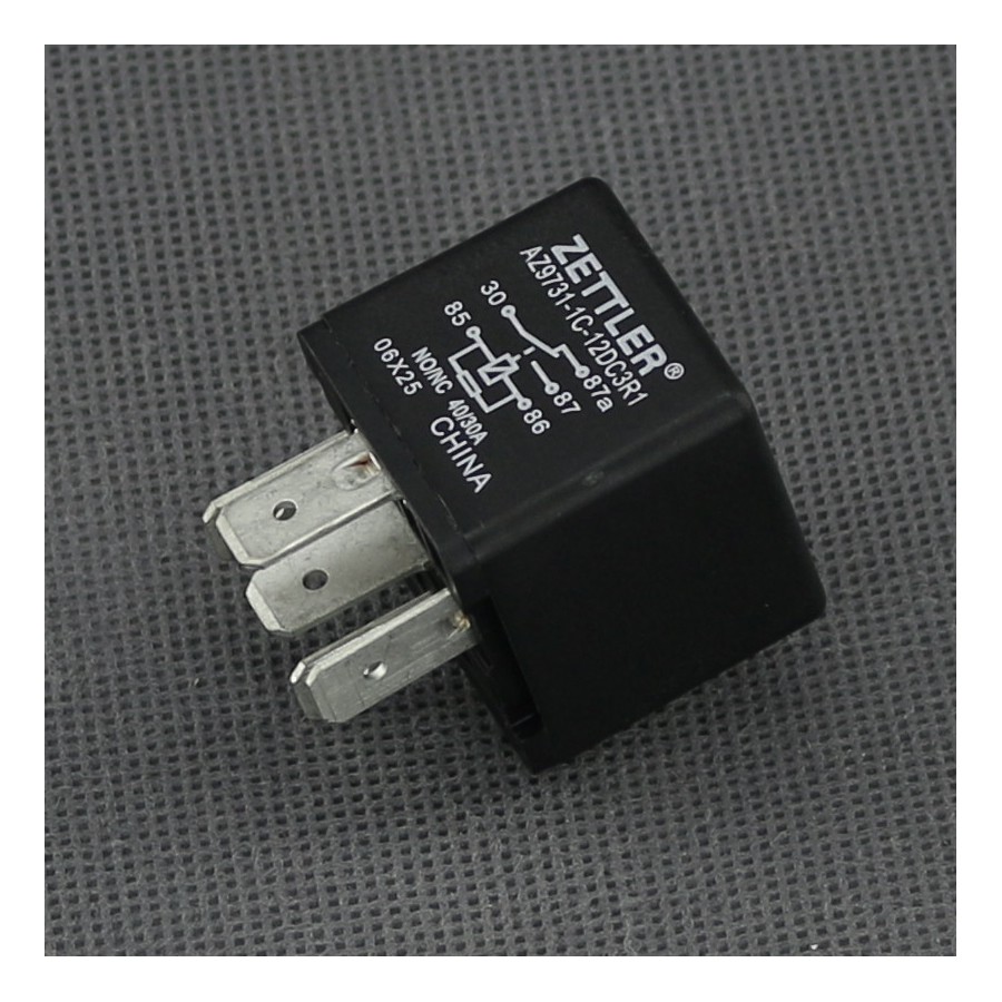 SI679 - auto relé 12 V, 40 A, spínací a rozpínací (NO-NC)