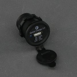 SI860 - USB-A QC3.0 nabíječka 3,6 A, IP65, panelová