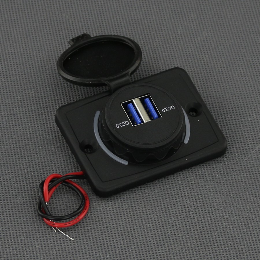SI864 - 2x USB-A QC3.0 nabíječka 2x 3 A, IP65, na plochu