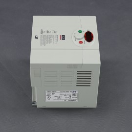 TR60 - regulátor napětí 230 V/3x 230 V, 1500 W, frekvenční