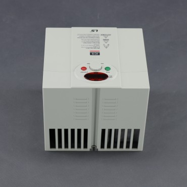 TR60 - regulátor napětí 230 V/3x 230 V, 1500 W, frekvenční