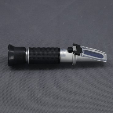 VT76 - refraktometr, měřič cukernatosti 0 až 32 procent Brix