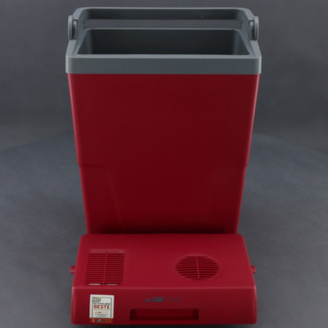 SI143 - chladnička 12 V a 230 V, termoelektrická, 25 l