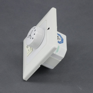 TR72 - regulátor pro stropní ventilátor a světlo 100/300 W
