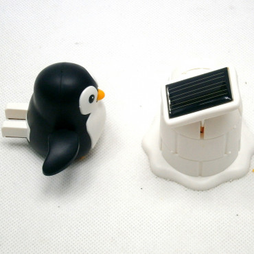 SO158-solarni-demonstracni-stavebnice-tucnak-sestaveny