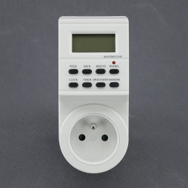 EH02 - spínací hodiny 230 V, 3500 W, digitální, do zásuvky