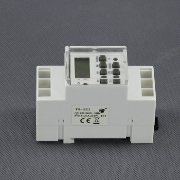 EH05 - spínací hodiny 230 V, 3500 W, digitální, na DIN lištu