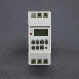EH05 - spínací hodiny 230 V, 3500 W, digitální, na DIN lištu