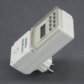 EH10 - spínací hodiny 230 V, 3500 W, digitální, do zásuvky, IP44