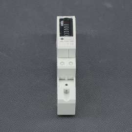 EL05 - elektroměr 230 V, 30 A, analogový, na DIN lištu
