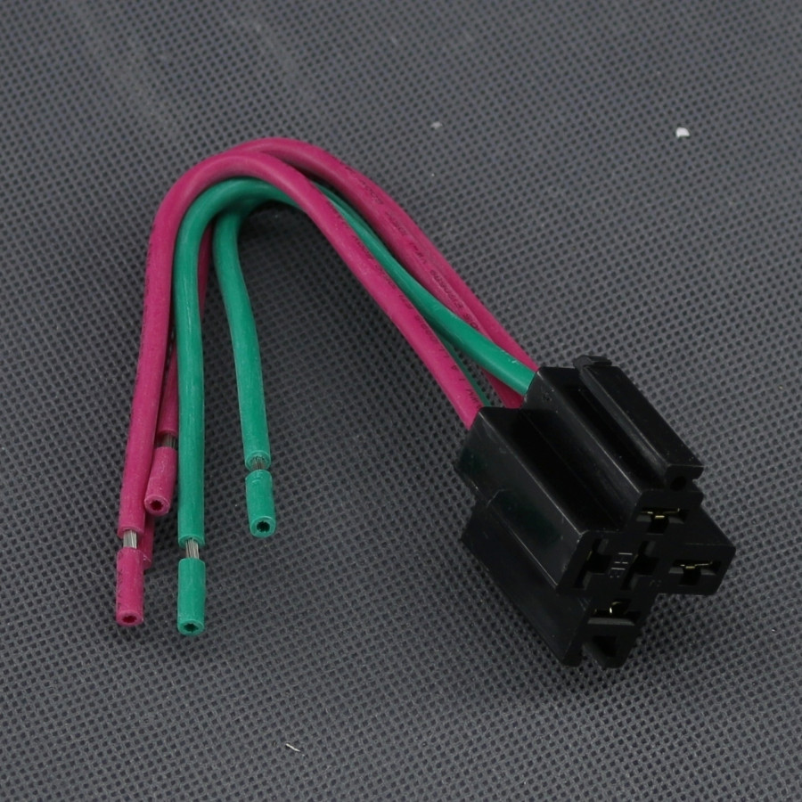 SI670 - patice pro auto relé 12-24 V, 40 A 5x pin