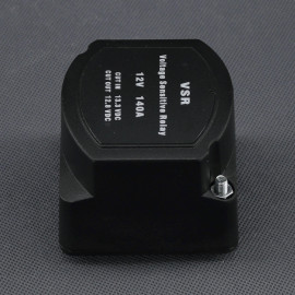 SO73 - dobíjení druhého akumulátoru 12 V, 140 A, automatické