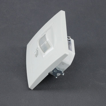 SS03 - čidlo pohybu PIR 230 V, 500 W, 2x vodič, místo vypínače