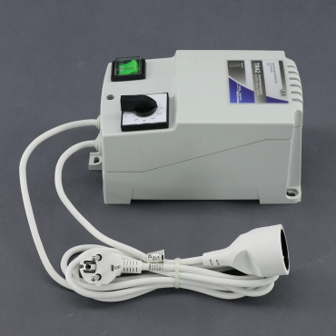 TR42 - regulátor napětí 230 V, 1500 W, transformátorový