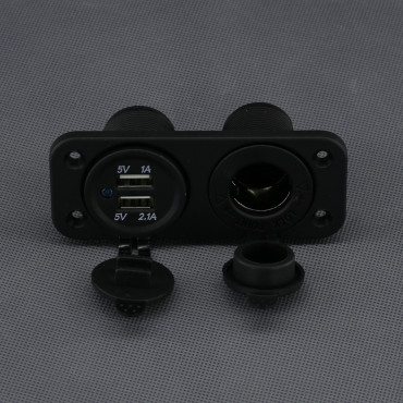 SI126 - USB-A nabíječka + auto zásuvka (CL), IP65, panelová