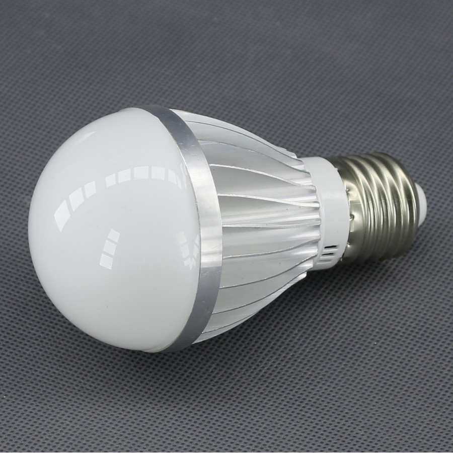 SI201 - LED žárovka E27, 12 V, 5 W