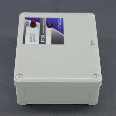 TR30 - regulátor napětí 230 V, 4500 W, triakový, na plochu