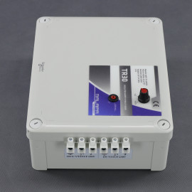 TR30 - regulátor napětí 230 V, 4500 W, triakový, na plochu