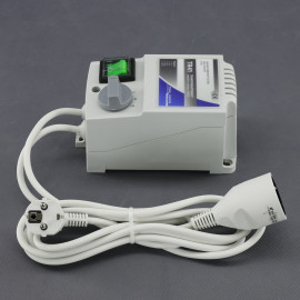 TR41 - regulátor napětí 230 V, 500 W, transformátorový