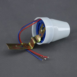 SS01 - soumrakový spínač 230 V, 2300 W, na plochu a stěnu