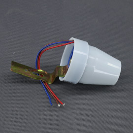 SS01 - soumrakový spínač 230 V, 2300 W, na plochu a stěnu