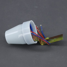 SS01 - soumrakový spínač 230 V, 2300 W, na plochu a stěnu